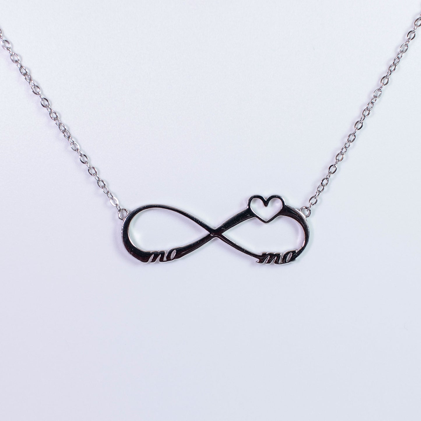 Gargantilla de plata "Mamá infinita"