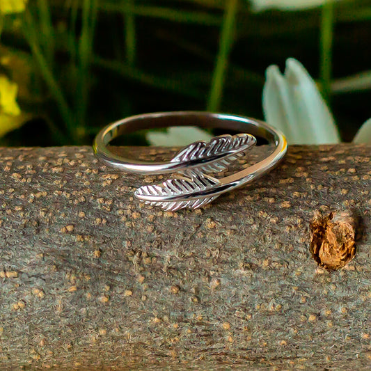 Anillo de plata "Helecho de plata"